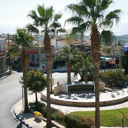 Lovely 1 Bedroom In Hills Complex *
