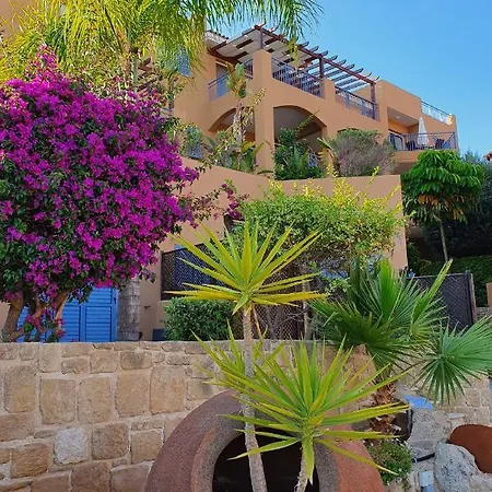 Lovely 1 Bedroom In Hills Complex Appartamento Peyia