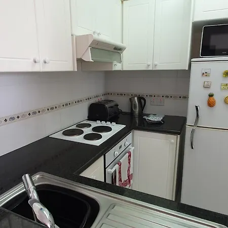 Lovely 1 Bedroom In Hills Complex Appartement Peyia