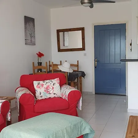 Lovely 1 Bedroom In Hills Complex Peyia
